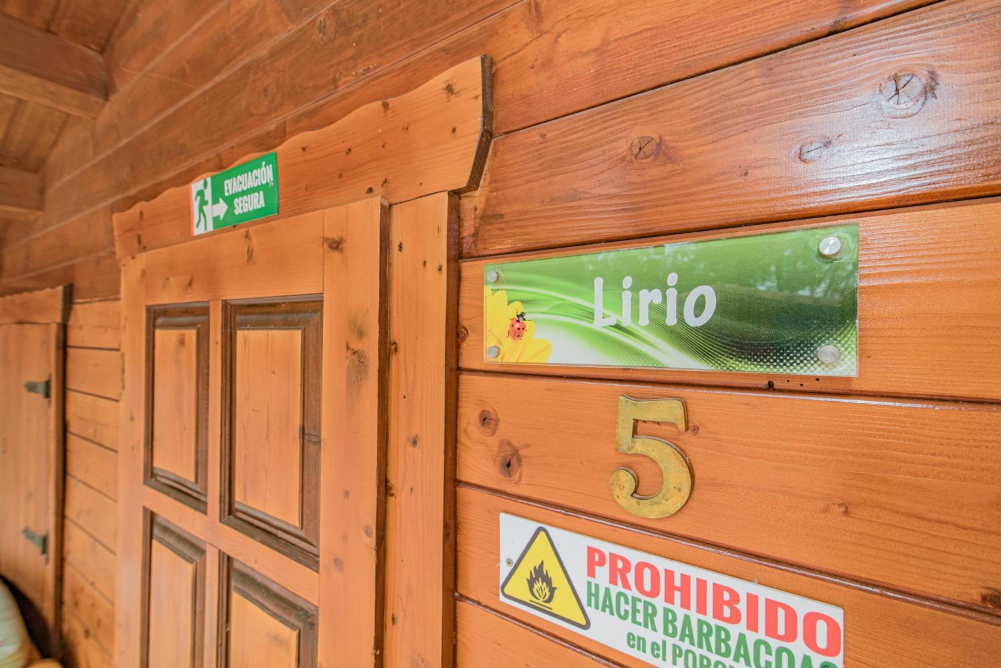 Deifontes Alojamiento Rural Caserio De La Fuente מראה חיצוני תמונה
